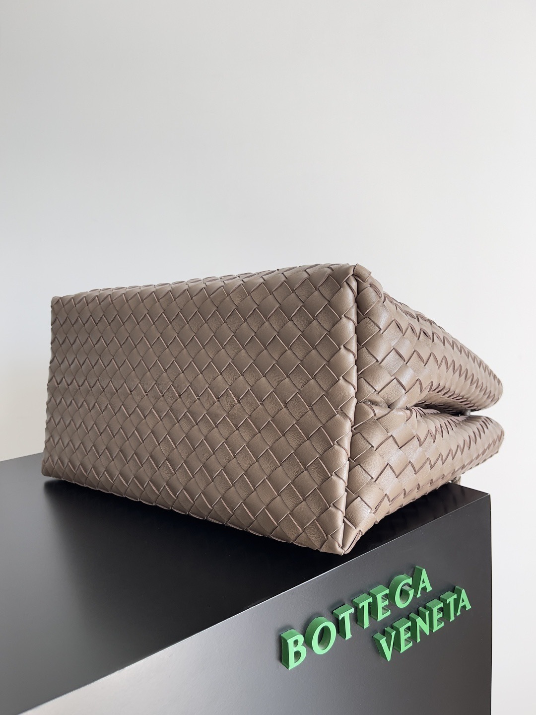 Bottega Veneta Large Andiamo