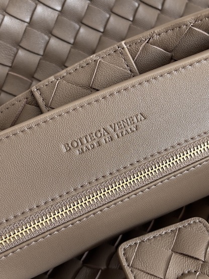 Bottega Veneta Large Andiamo