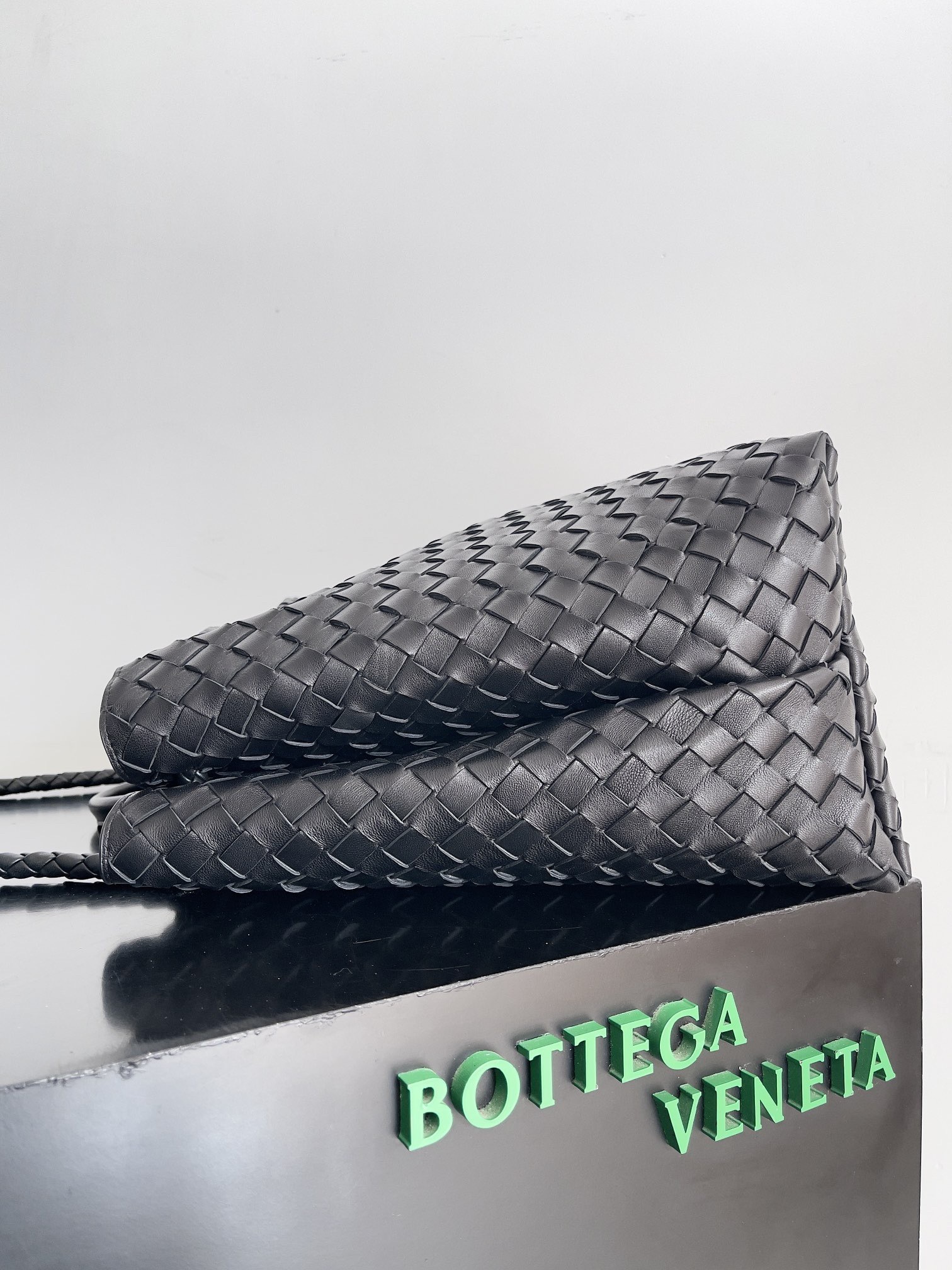 Bottega Veneta Large Andiamo
