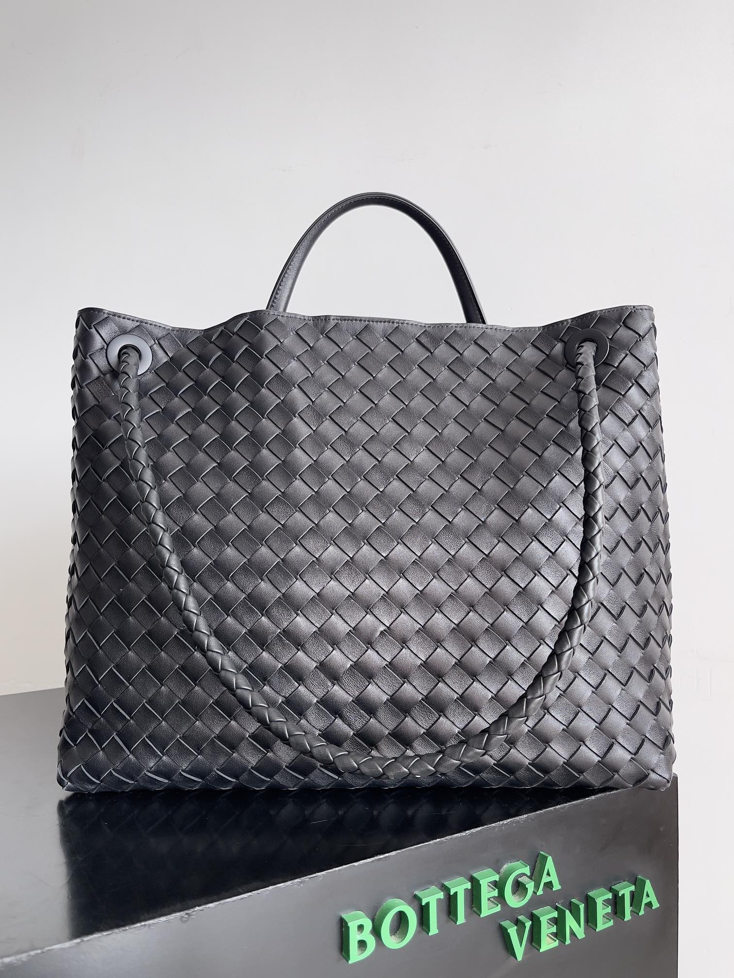 Bottega Veneta Large Andiamo