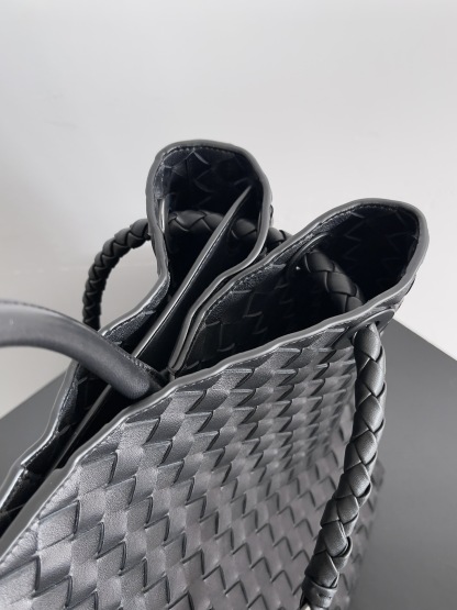 Bottega Veneta Large Andiamo