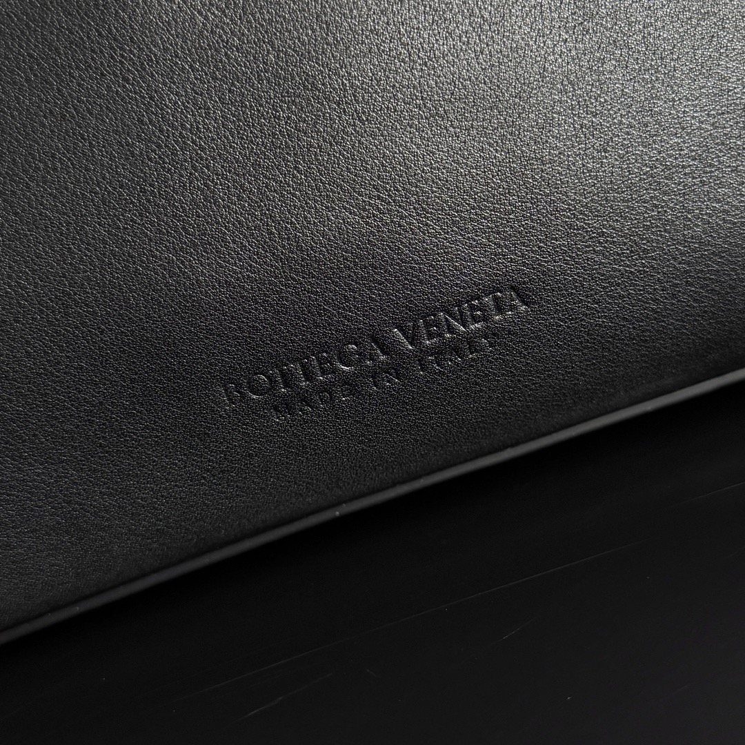 Bottega Veneta Ciao Ciao