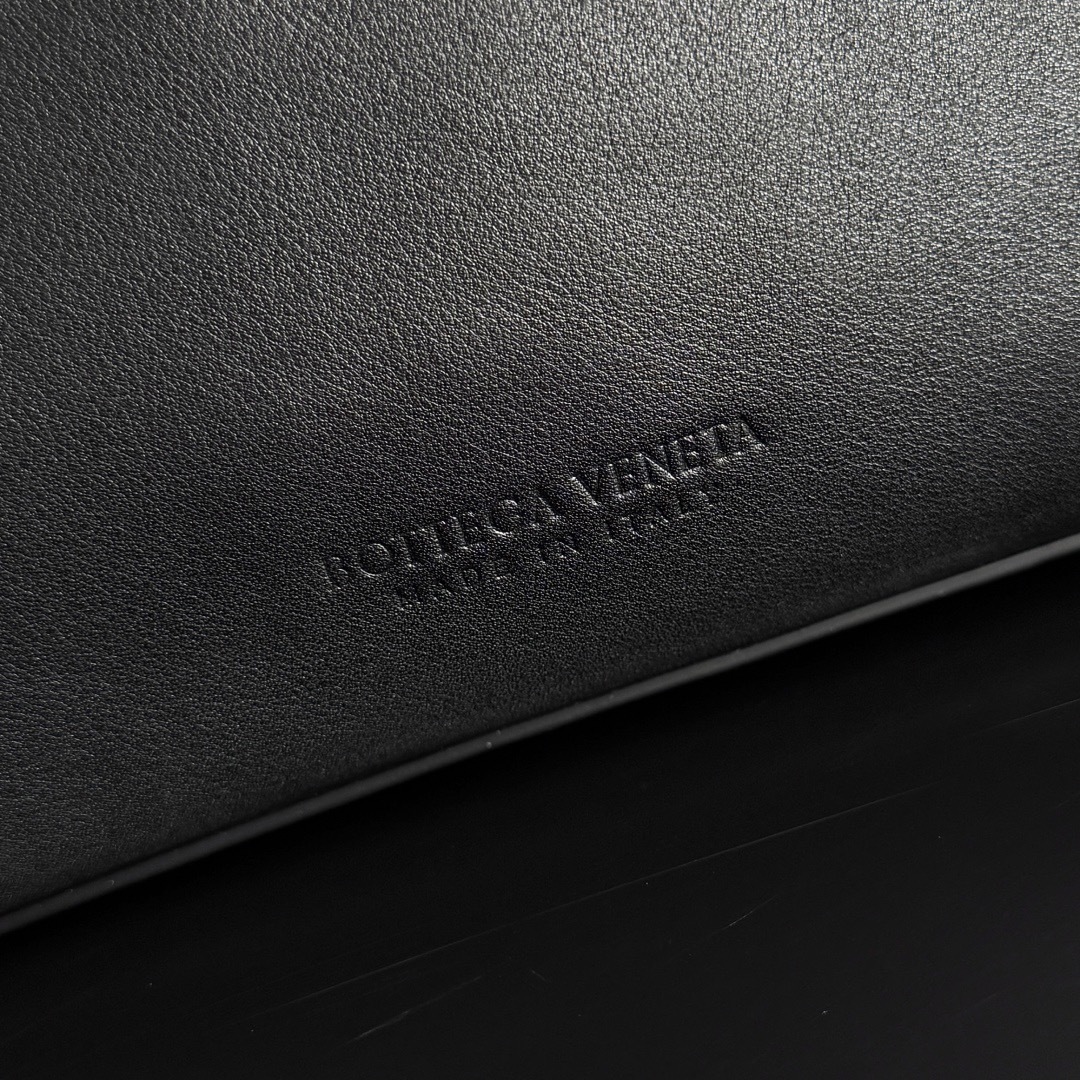 Bottega Veneta Ciao Ciao