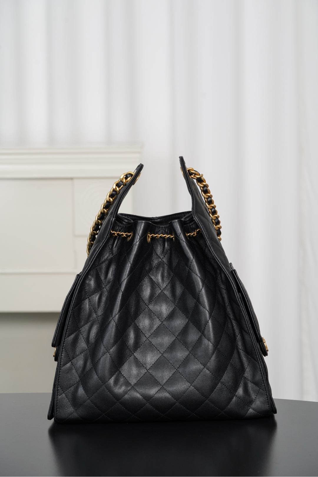 CHANEL 25 Medium Handbag