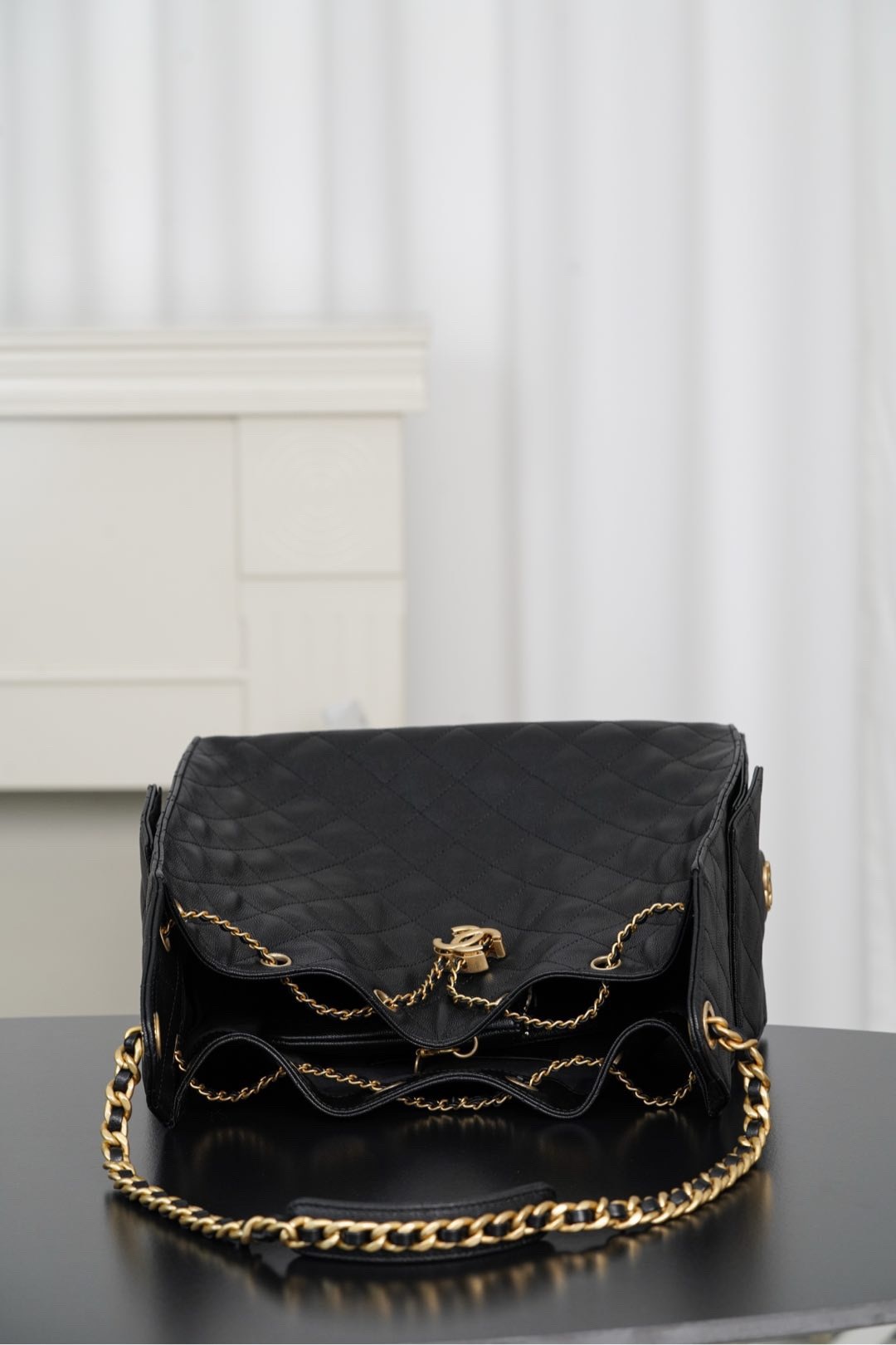 CHANEL 25 Medium Handbag