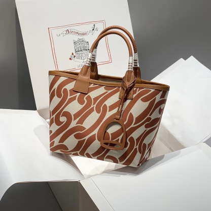 Steeple 25 bag