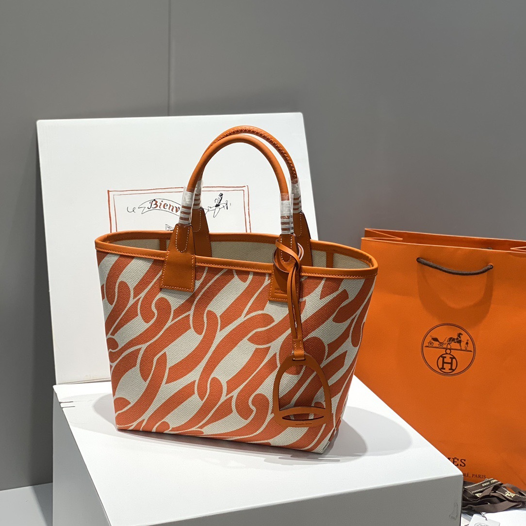 Steeple 25 bag