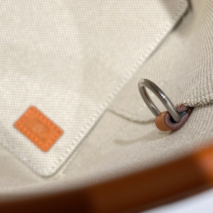 Steeple 25 bag