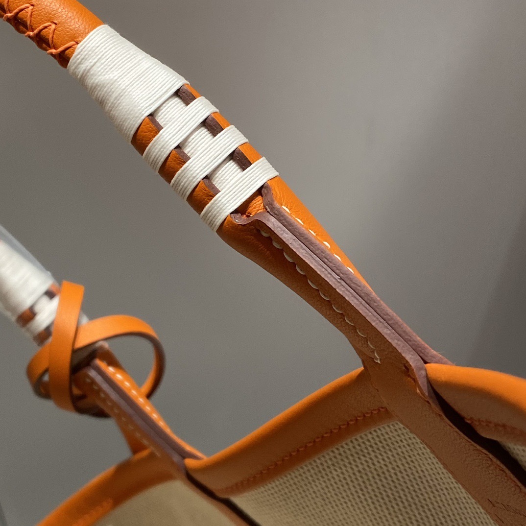 Steeple 25 bag
