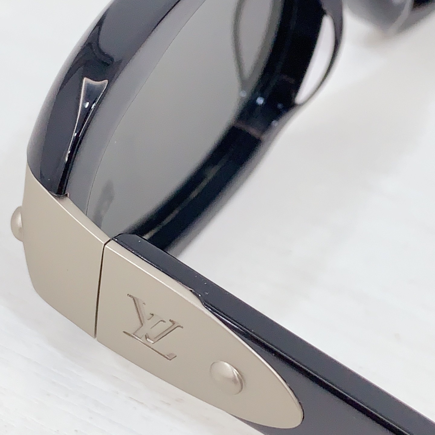 LV Hinge Sunglasses