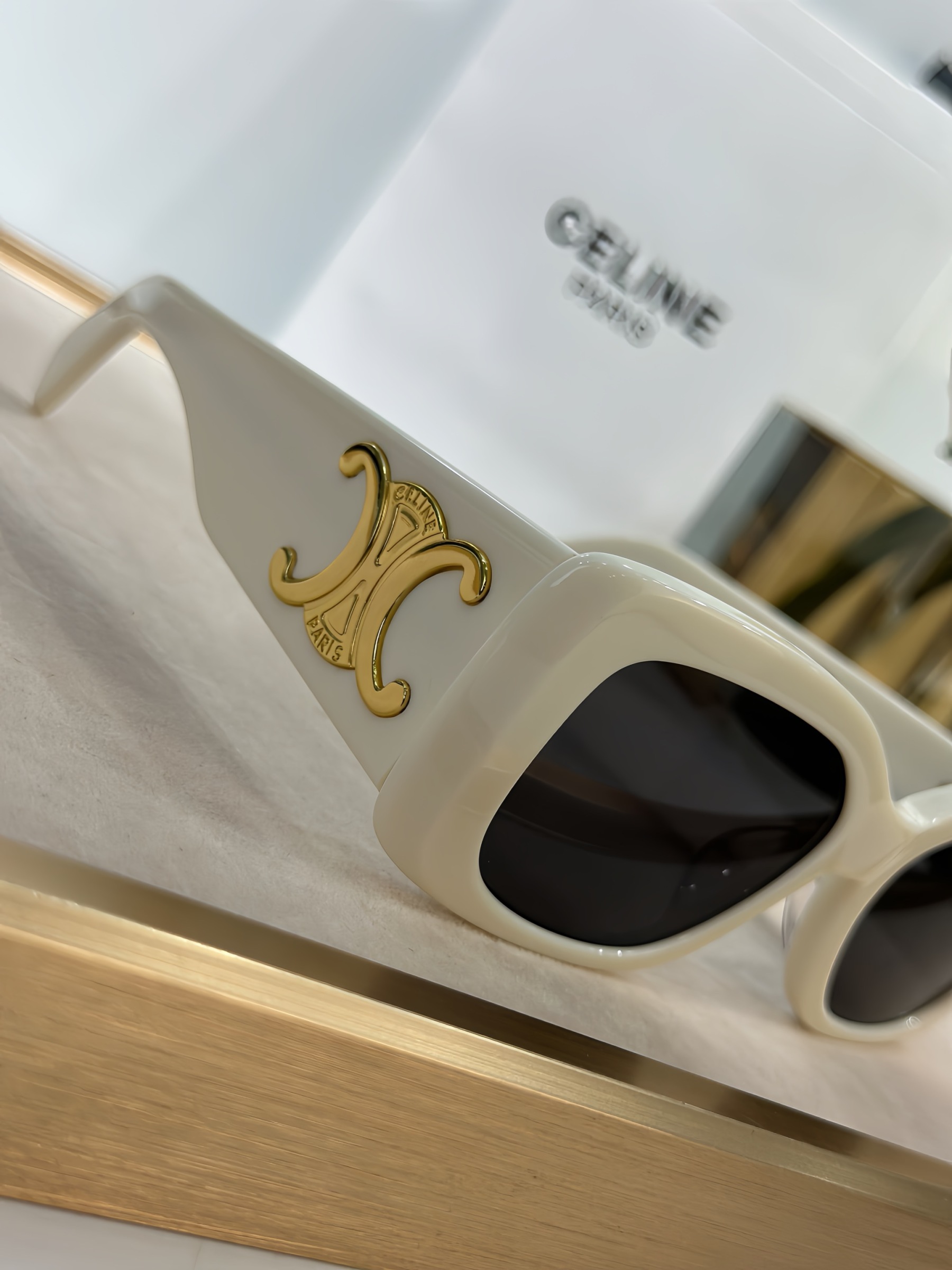 Celine Triomphe XL 01 Sunglasses in Acetate