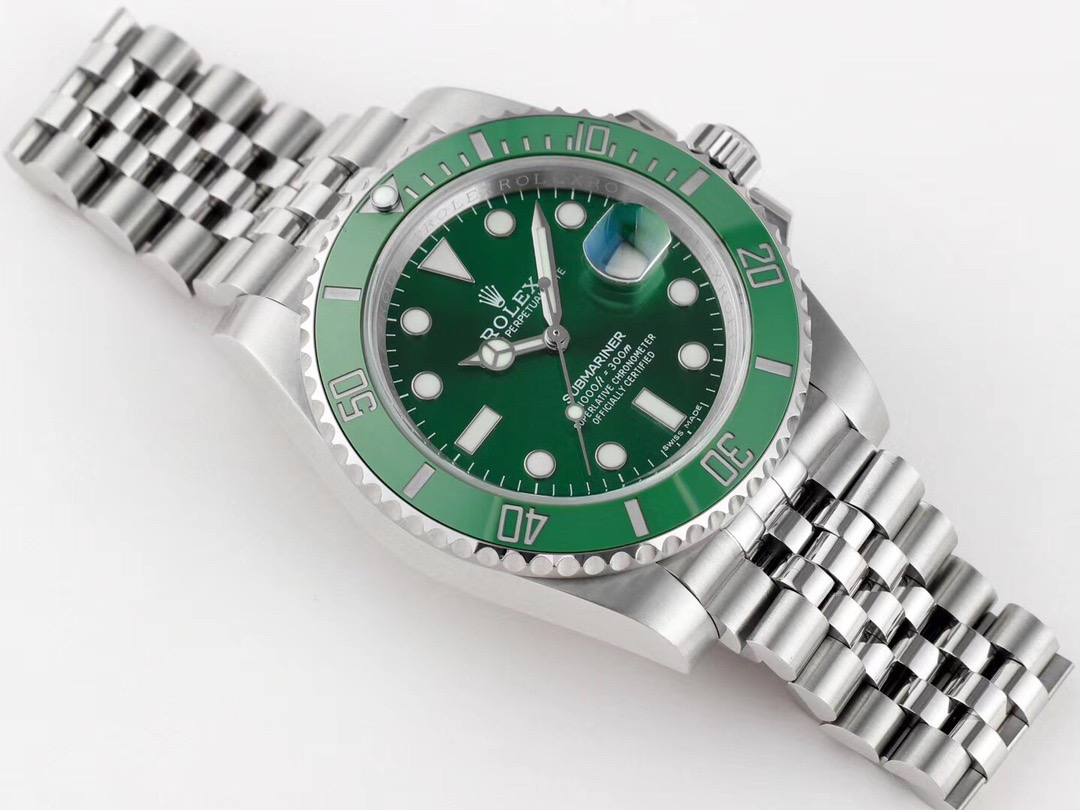 Rolex Submariner Date
