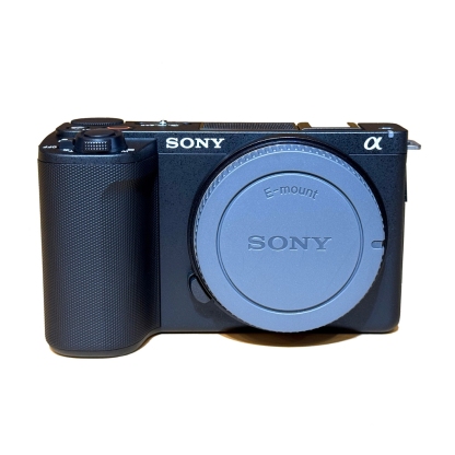 Sony ZV-E10 II Camera (Black / White) + 16-50mm II Lens + GP-VPT3 Remote Shooting Grip