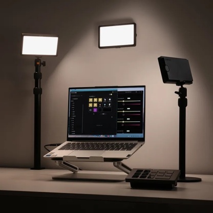 Ulanzi K6500 Magnetic Bluetooth Video Light (L149)