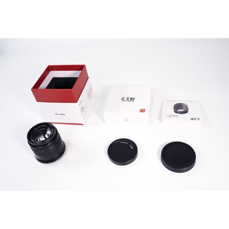 7Artisans 35mm F/0.95 APS-C Lens (E / M43 Mount)