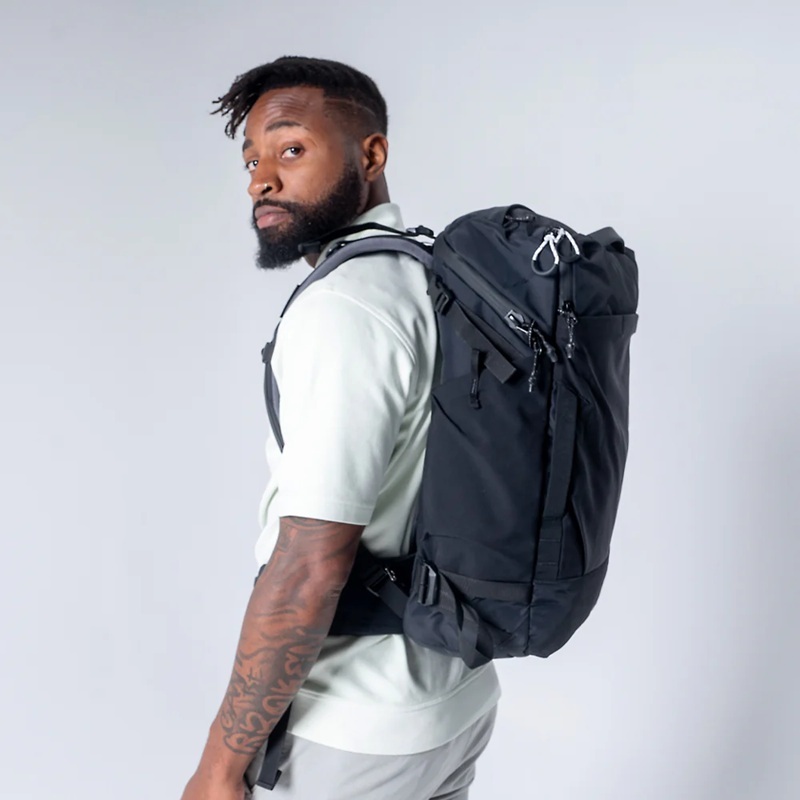 Matador GlobeRider35 Travel Backpack (Black / White / Garnet)