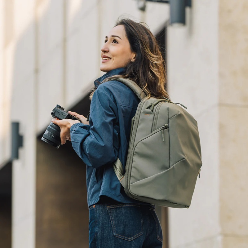 PGYTECH OneGo Lite Backpack 16L (Black / Cream / Green)
