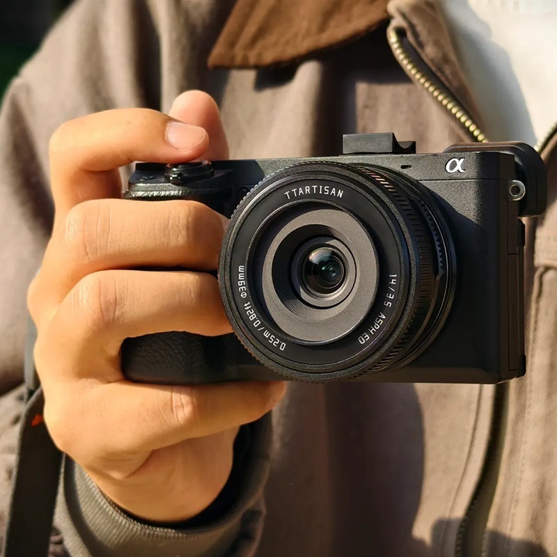 TTArtisan AF 14mm f/3.5 Lens - E-Mount