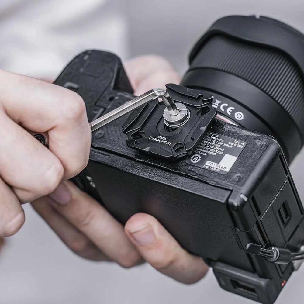 FALCAM F38 Multi-Hole Quick Release Plate (3301) / Base (3364) / Plate+Base(3404)