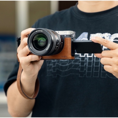 SmallRig Leather Case Kit For Sony A7C II / A7CR Camera (Brown 5015)