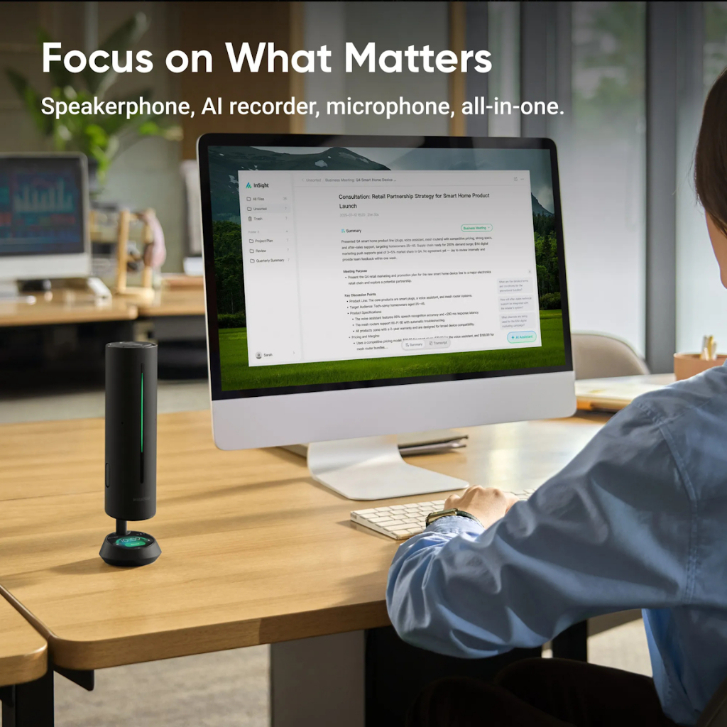 Insta360 Wave Professional Speakerphone with AI Recording Suite (Graphite Black / Arctic White)