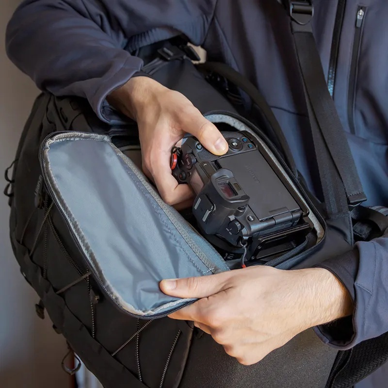 Ulanzi AB01 38L TAI Outdoor Camera Backpack (B157)