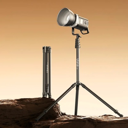 Ulanzi T270 2.7M Light Stand (T097)