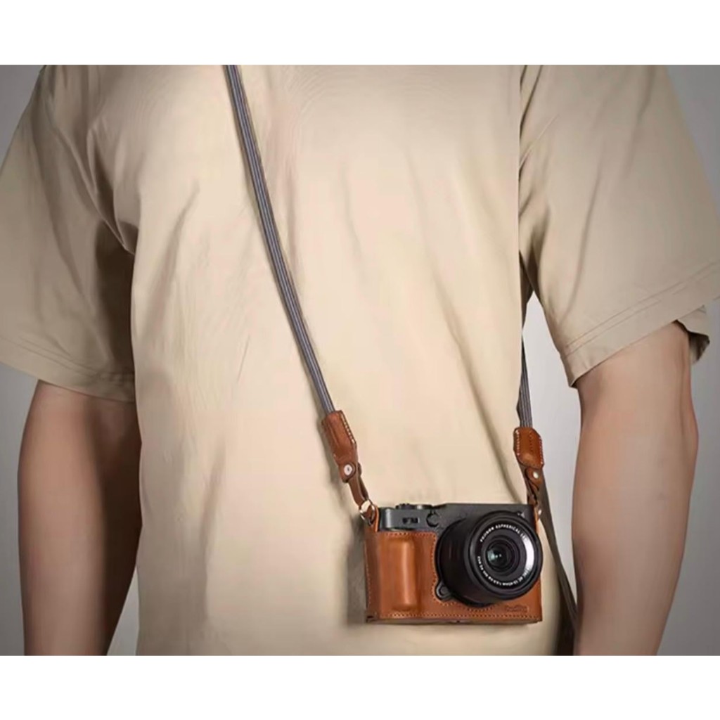 SmallRig Leather Half Case Kit for Fujifilm X-E5 (Black 5450 / Brown 5449)