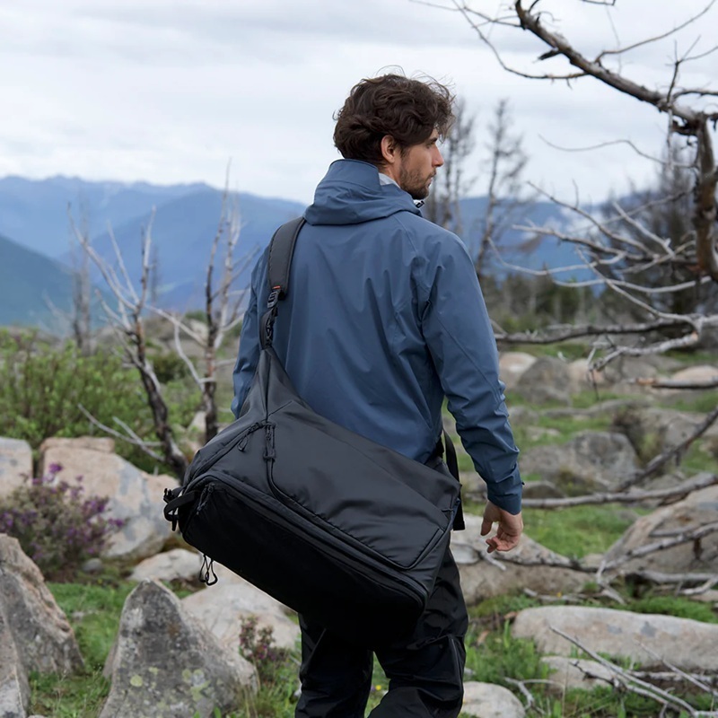 PGYTECH OneMo Travel Backpack 35L (Black / Green)