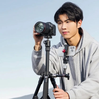 Ulanzi TT53 Traveler UKA 1.8m Camera Tripod (T093GBB1)