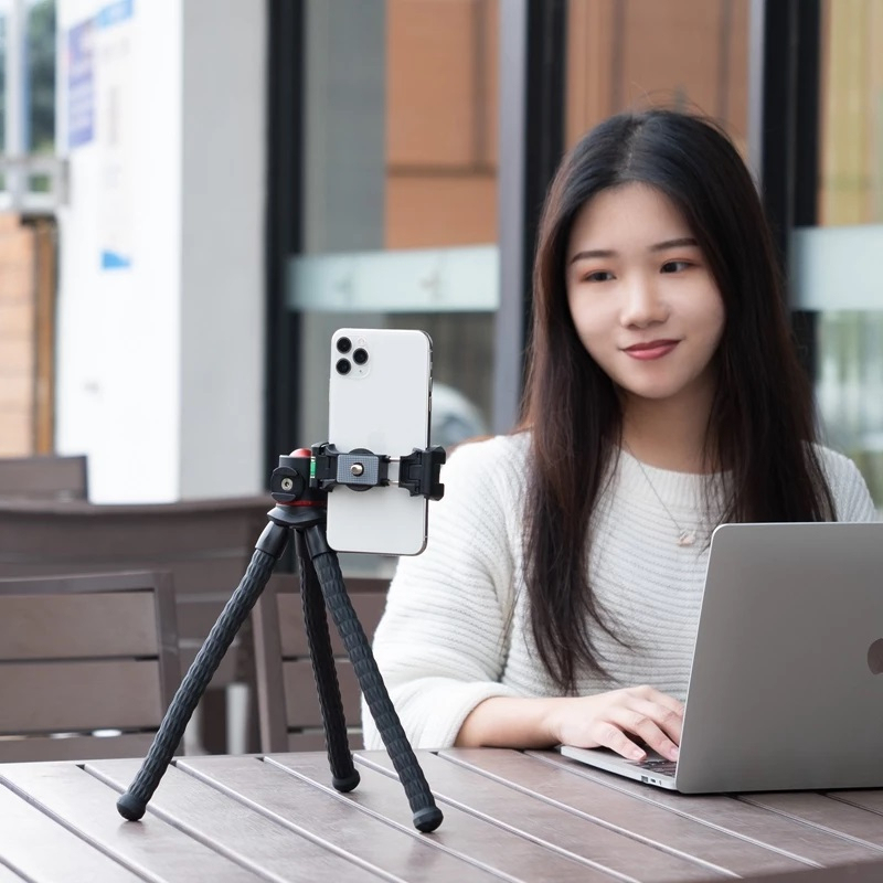 Ulanzi MT-33 Octopus Tripod with Cold Shoe (2395)