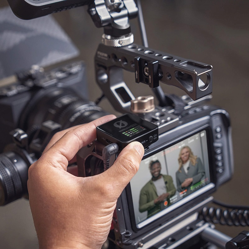 Rode Wireless Pro 2-Person Clip-On Wireless Microphone System/Recorder with Lavaliers II and Charging Case (2.4 GHz)