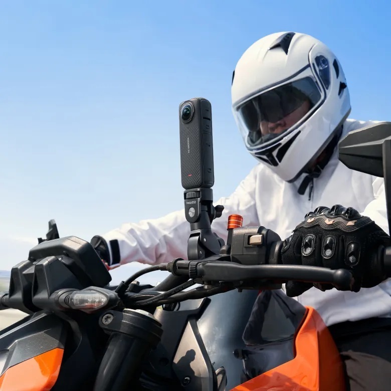 Insta360 X4 360 Camera + Motorcycle Bundle + FREE Invisible Selfie Stick