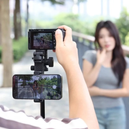 Ulanzi MT-78 Quick-Release Tripod with Cold Shoe Mount (T077GBB1)