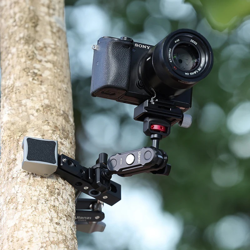 Ulanzi CU03 Multi-Functional Super Clamp (C027)