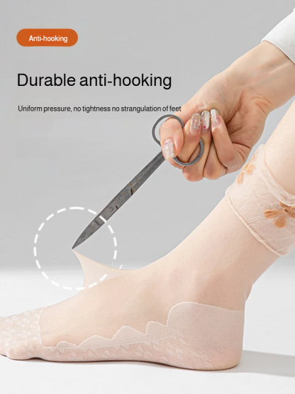 Clover Core Silk Loose Flesh Color Summer Short Stockings