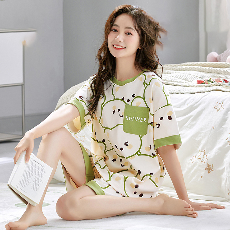 Comfortable Loungewear Set with Chest Pads