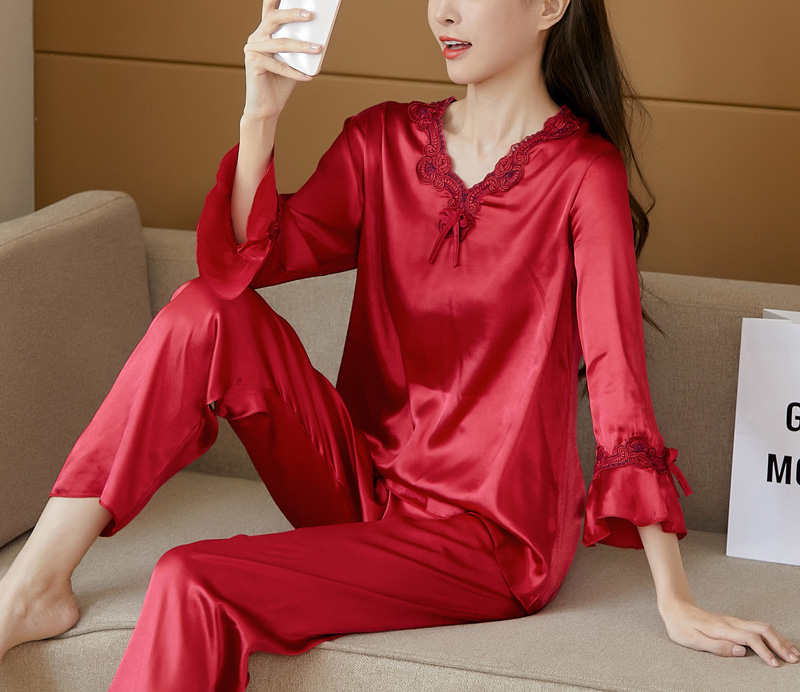 Korean style comfortable silk pajamas set