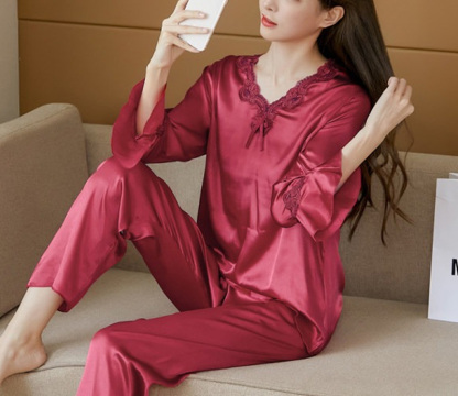 Korean style comfortable silk pajamas set
