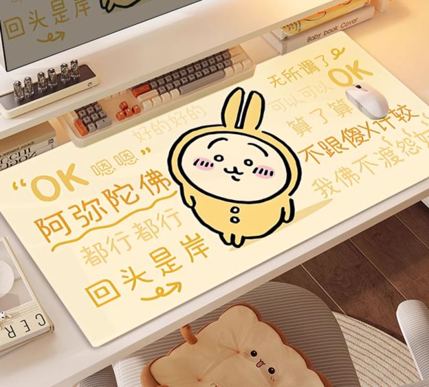 Chiikawa 主題桌墊 布質滑鼠墊-CASEZONE