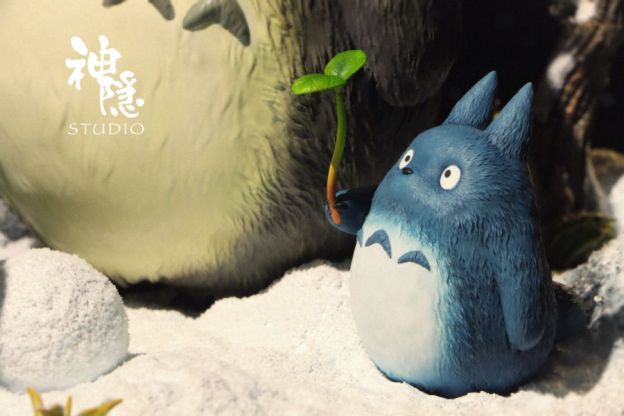 【預購】神隱工作室 遇見系列龍貓 雪地中的嬉戲