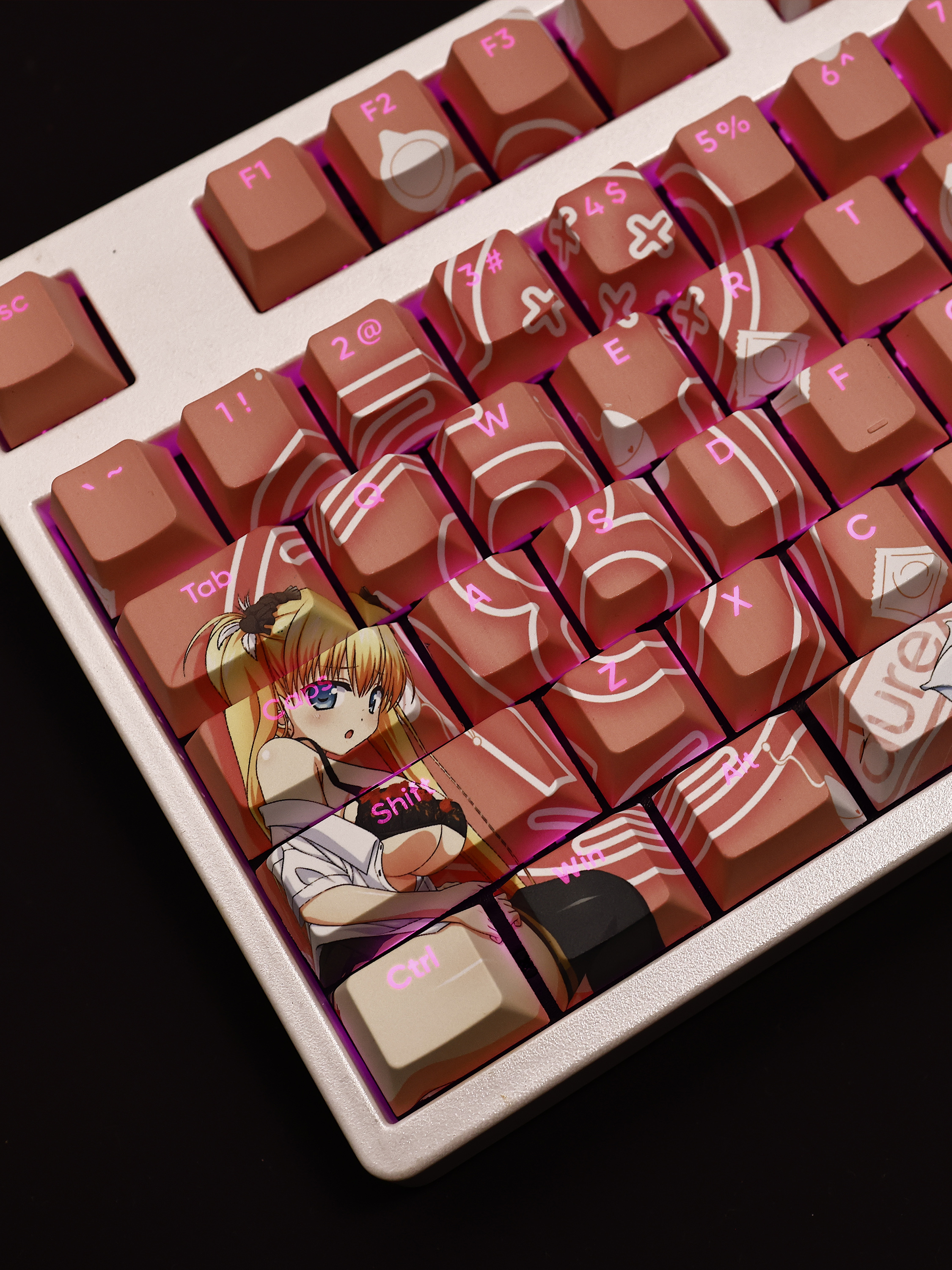 秋月愛莉透光RGB108鍵標準配列衛星軸鍵帽-CASEZONE