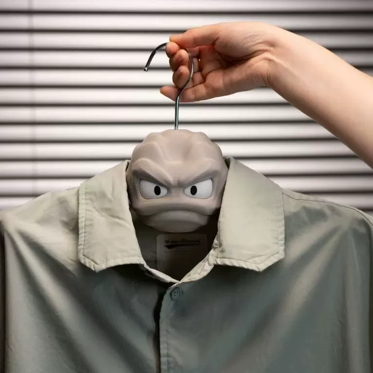 寶可夢 憤怒的小拳石 創意造型衣架-CASEZONE