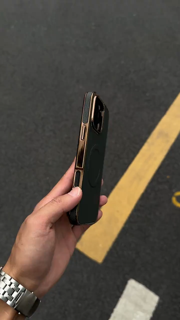 商務磁吸皮紋電鍍手機殼