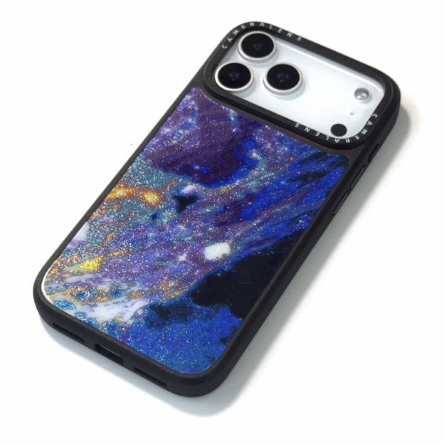 適用iPhone17系列 夢幻流光藝術玻璃手機殼-CASEZONE