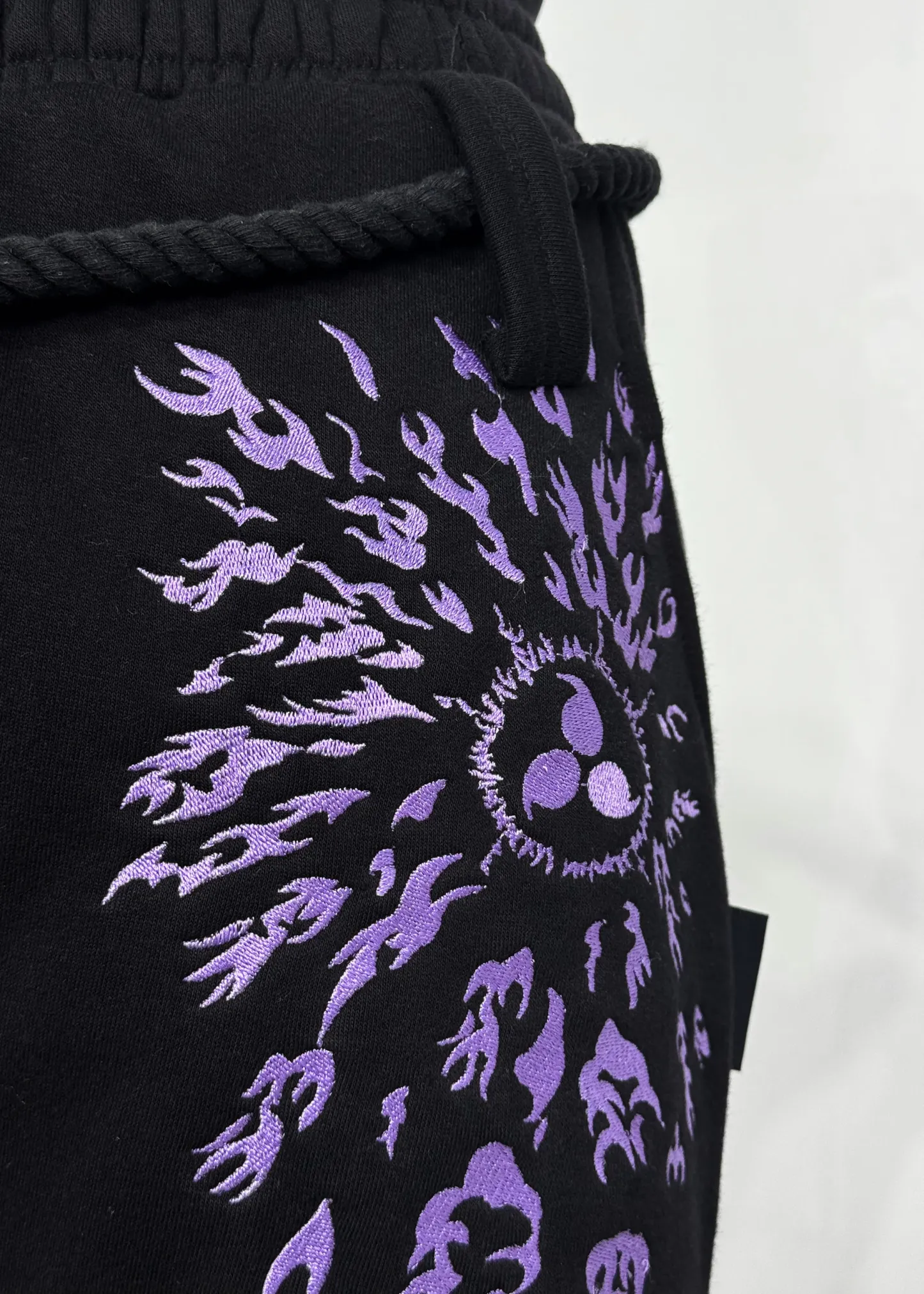 “佐助咒印”刺繡工藝寬鬆運動褲