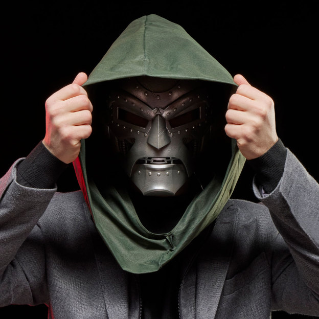 漫威 Marvel 末日博士 Doctor Doom 漫畫版頭盔｜1:1 比例復刻收藏品