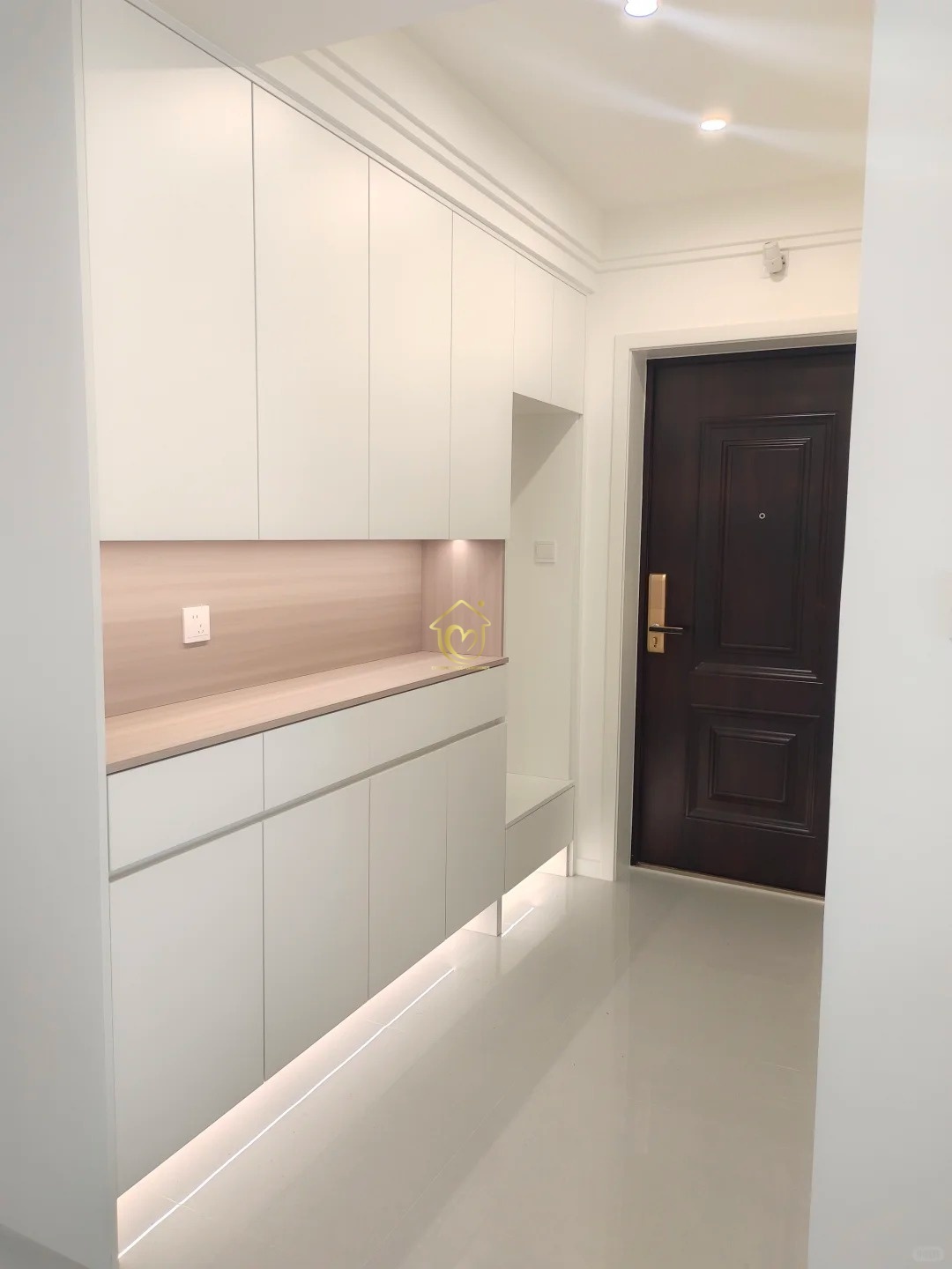 Real shoot case001-Extreme Space Furnishings