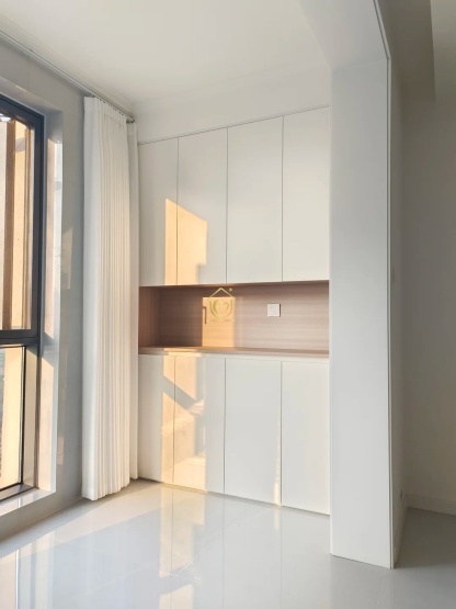 Real shoot case001-Extreme Space Furnishings