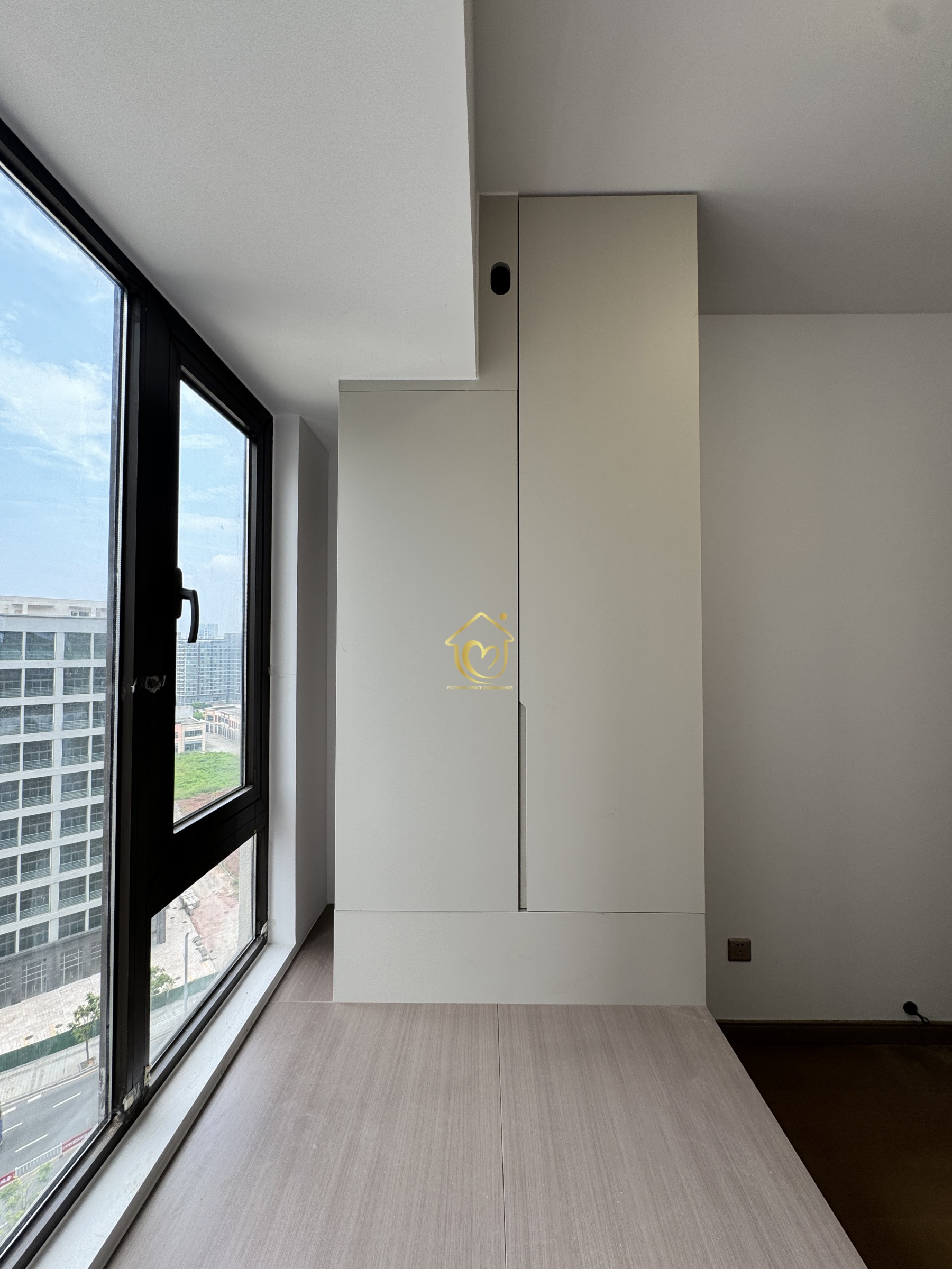 Real shoot case003-Extreme Space Furnishings